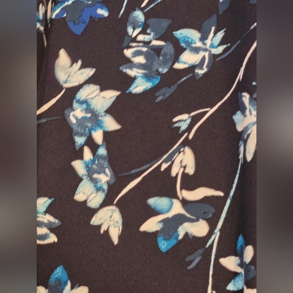 NWOT Roz & Ali Floral A-Line Skirt - Picture 3 of 6
